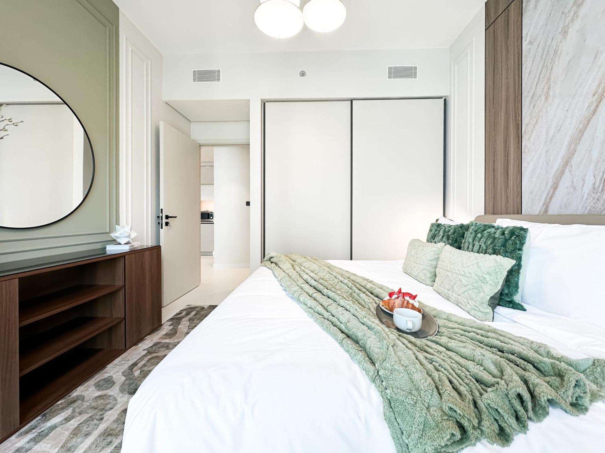 Apartment Trophy - Sea Breeze Bliss Dubai