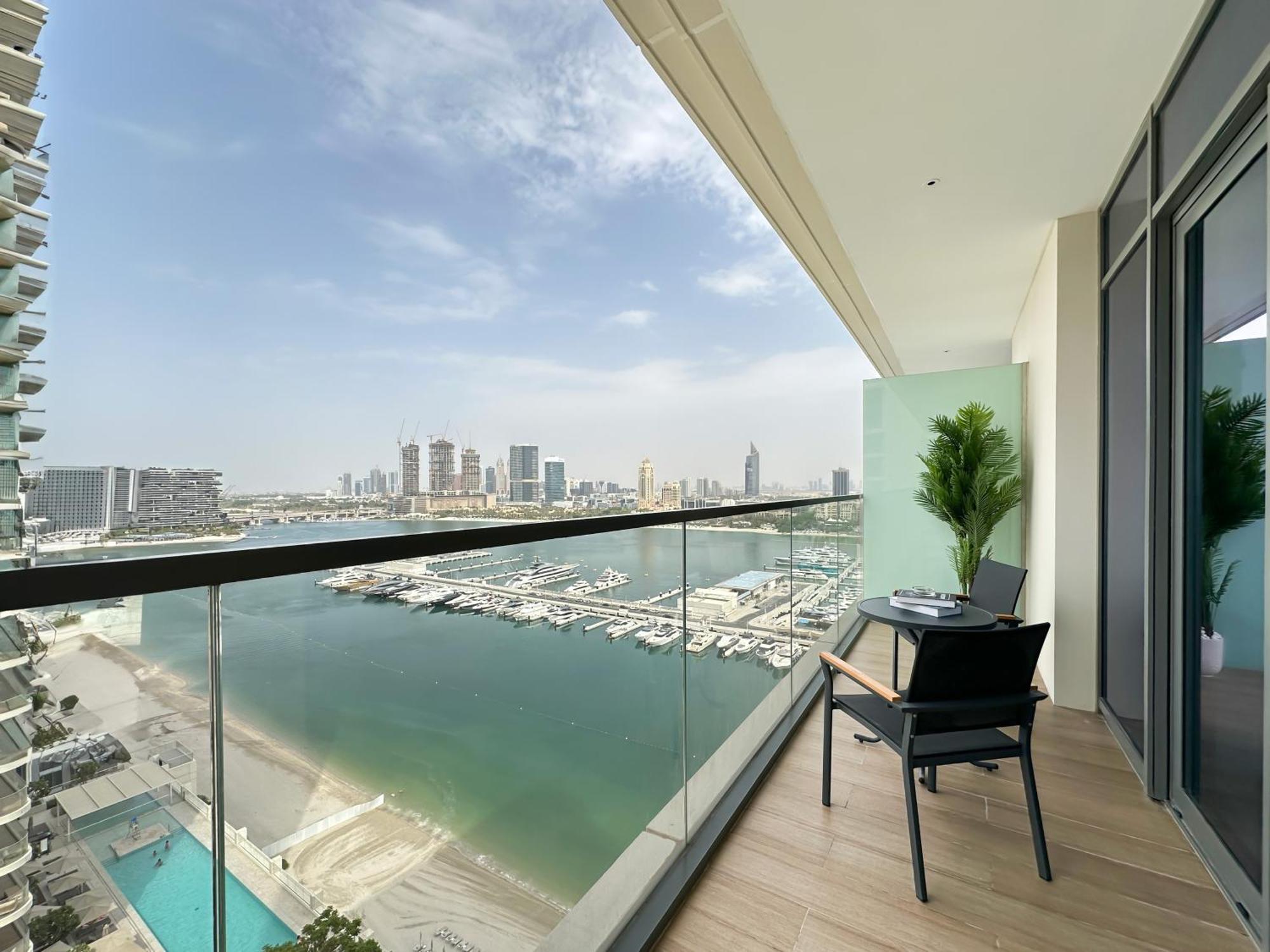 Apartment Trophy - Sea Breeze Bliss
