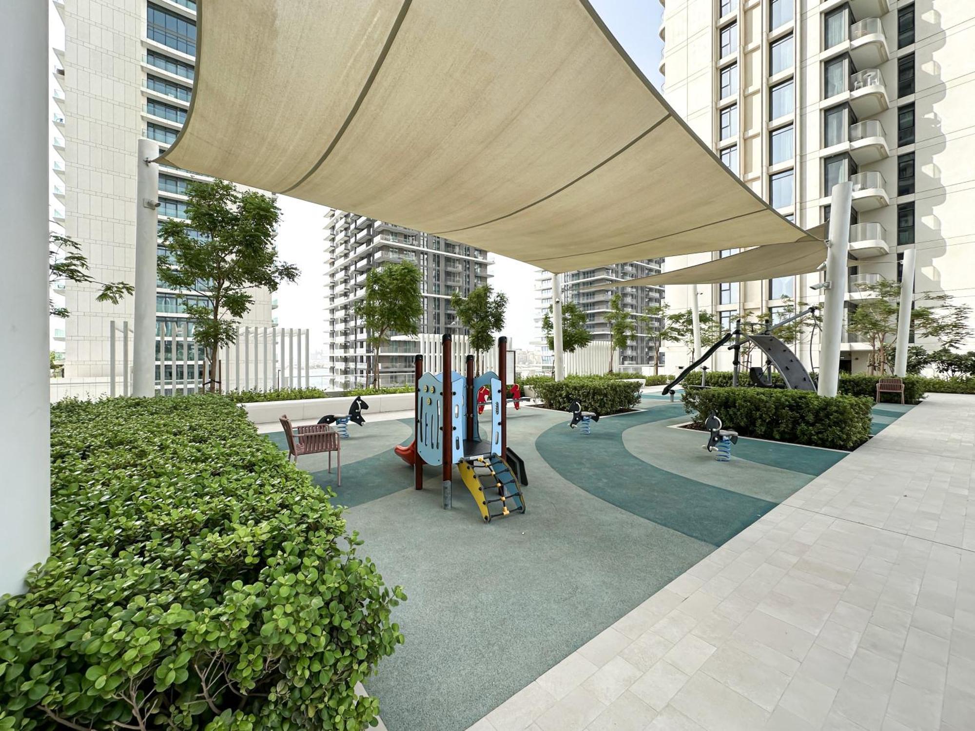 Trophy - Sea Breeze Bliss Apartment Dubai
